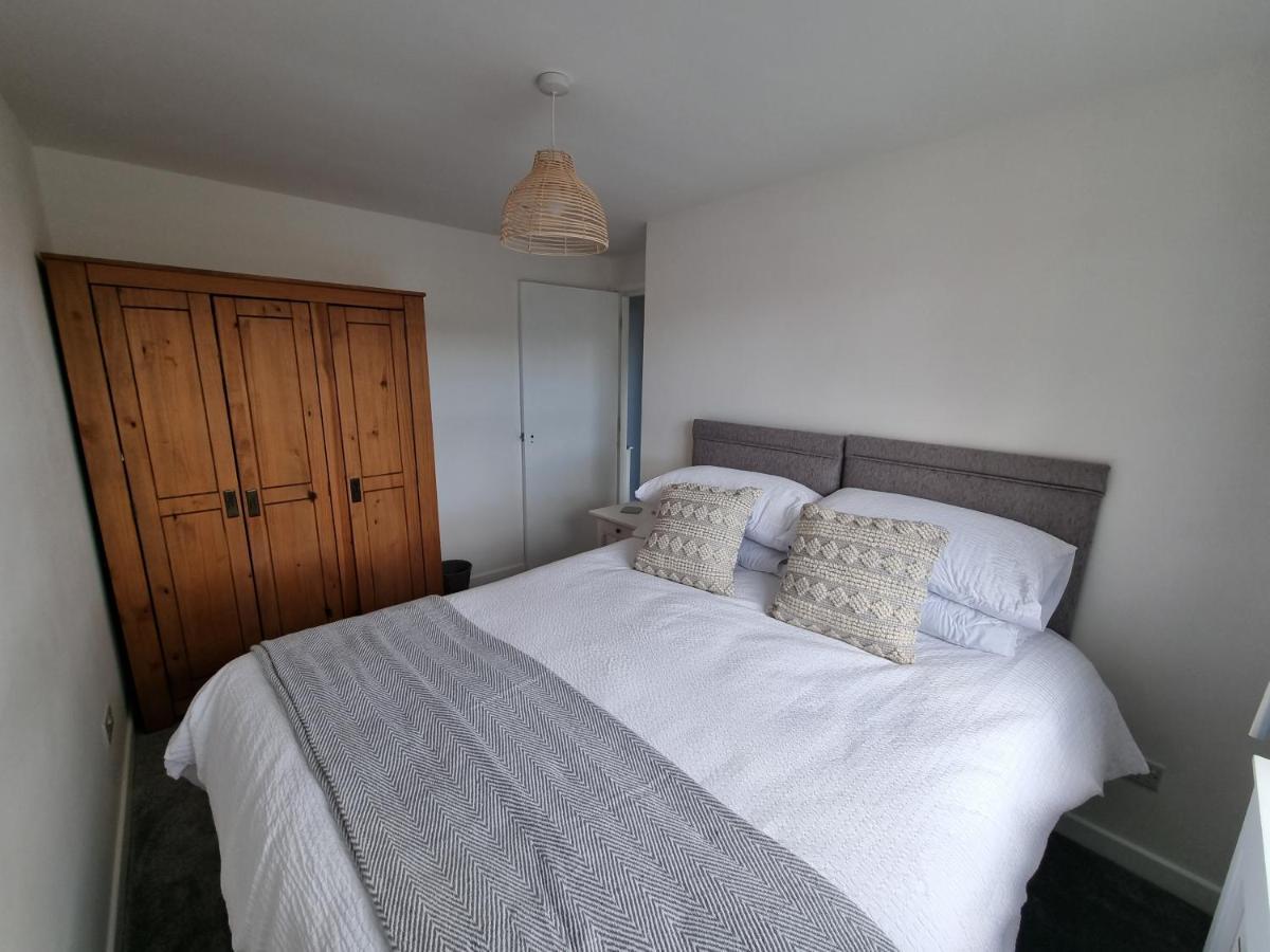 Hightide - 2 Bed With Parking, Balcony & Sea View. Apartment Swanage Exterior photo